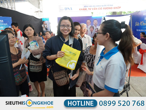 khach hang tin dung san pham tai cong ty sieu thi song khoe